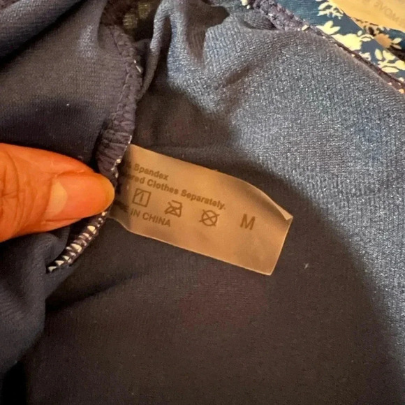 Navy Blue ROSEZUZU Floral One Piece Swimsuit Size Medium - Picture 7 of 8